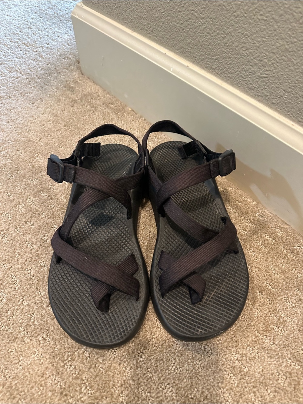 Men's Chaco Black Strappy Outdoor Sport Sandals